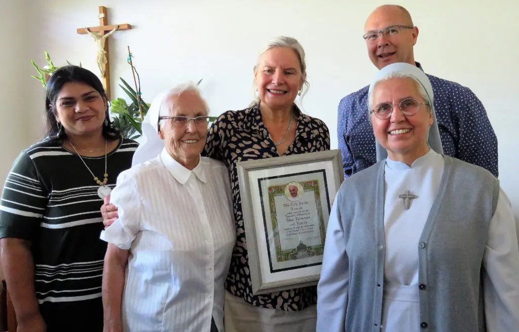 Sister Anne-Marie returns to Germany (local article)